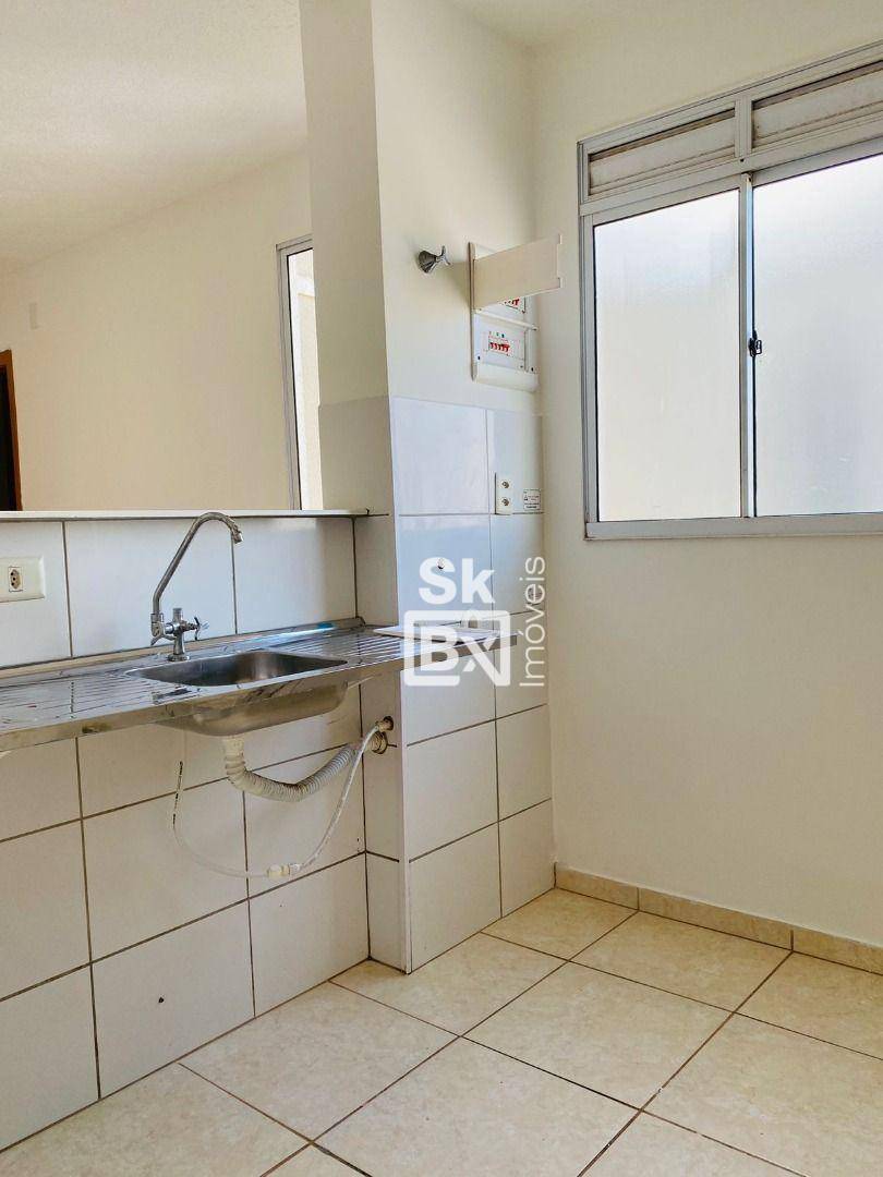 Apartamento à venda com 2 quartos, 41m² - Foto 3