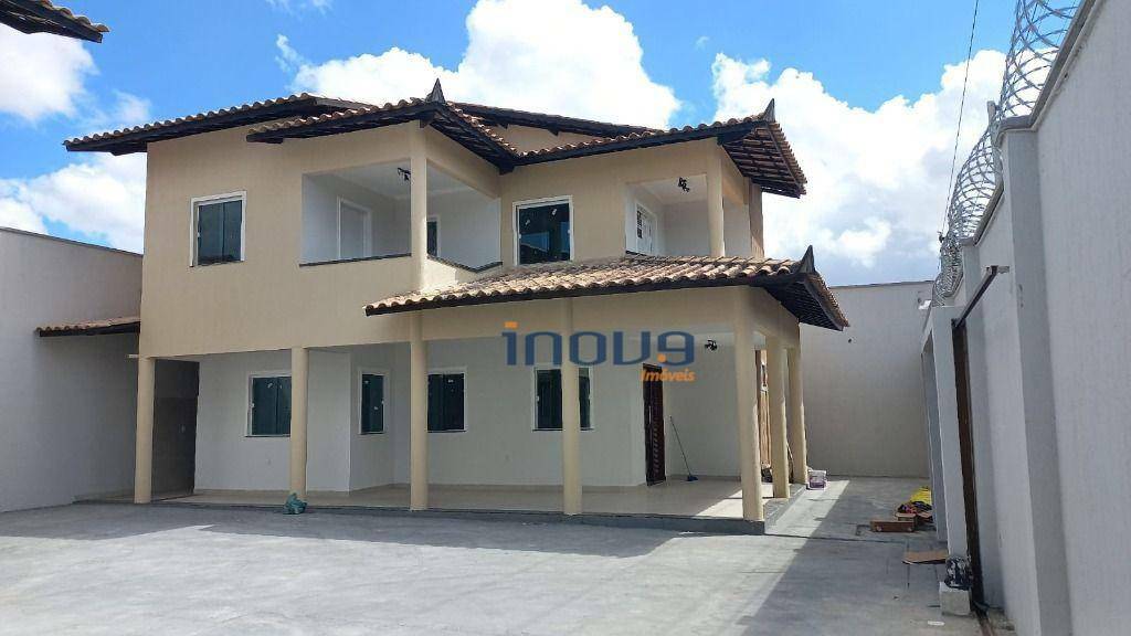 Casa à venda e aluguel com 4 quartos, 260m² - Foto 1