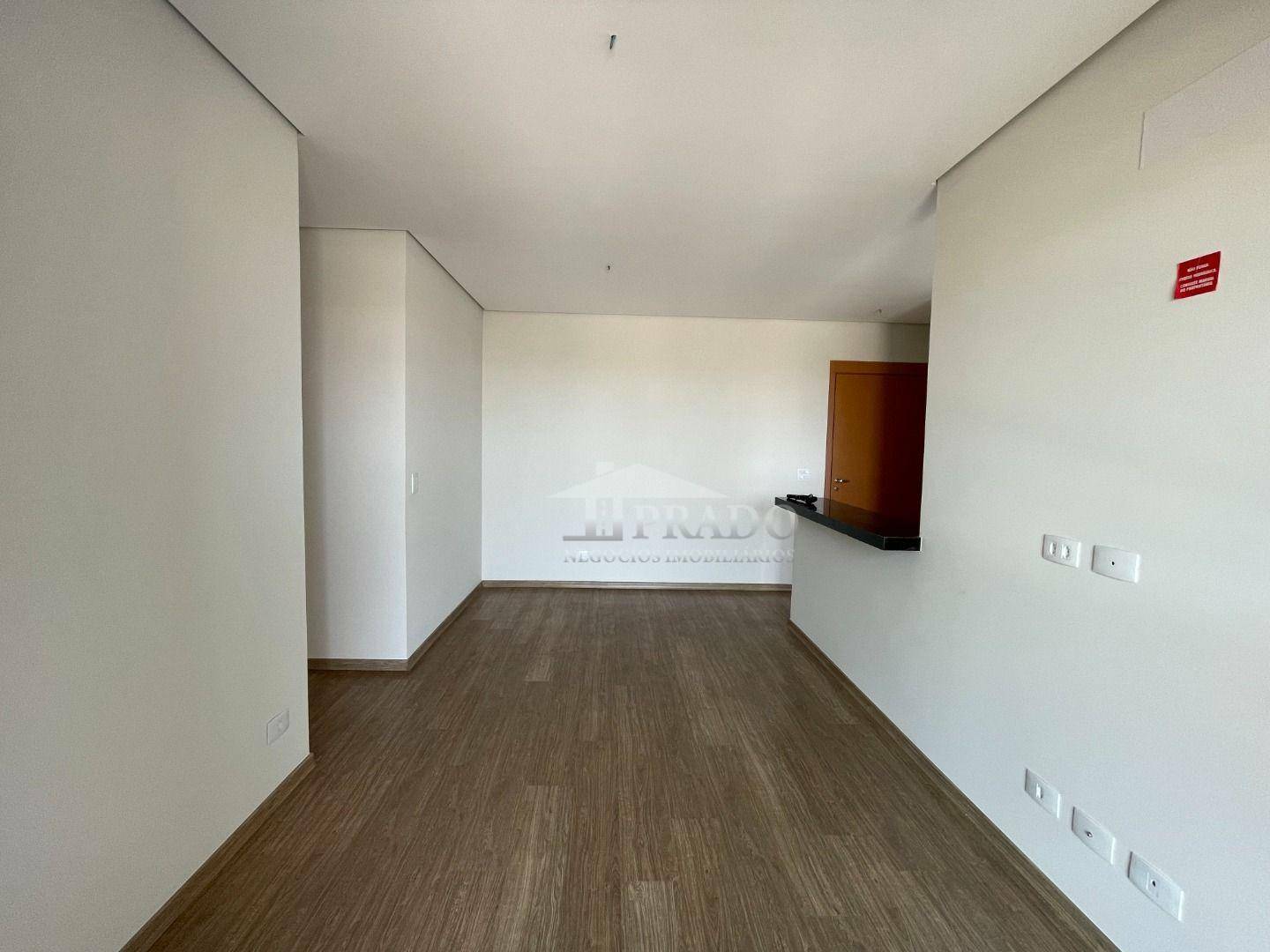 Apartamento à venda com 2 quartos, 63m² - Foto 9