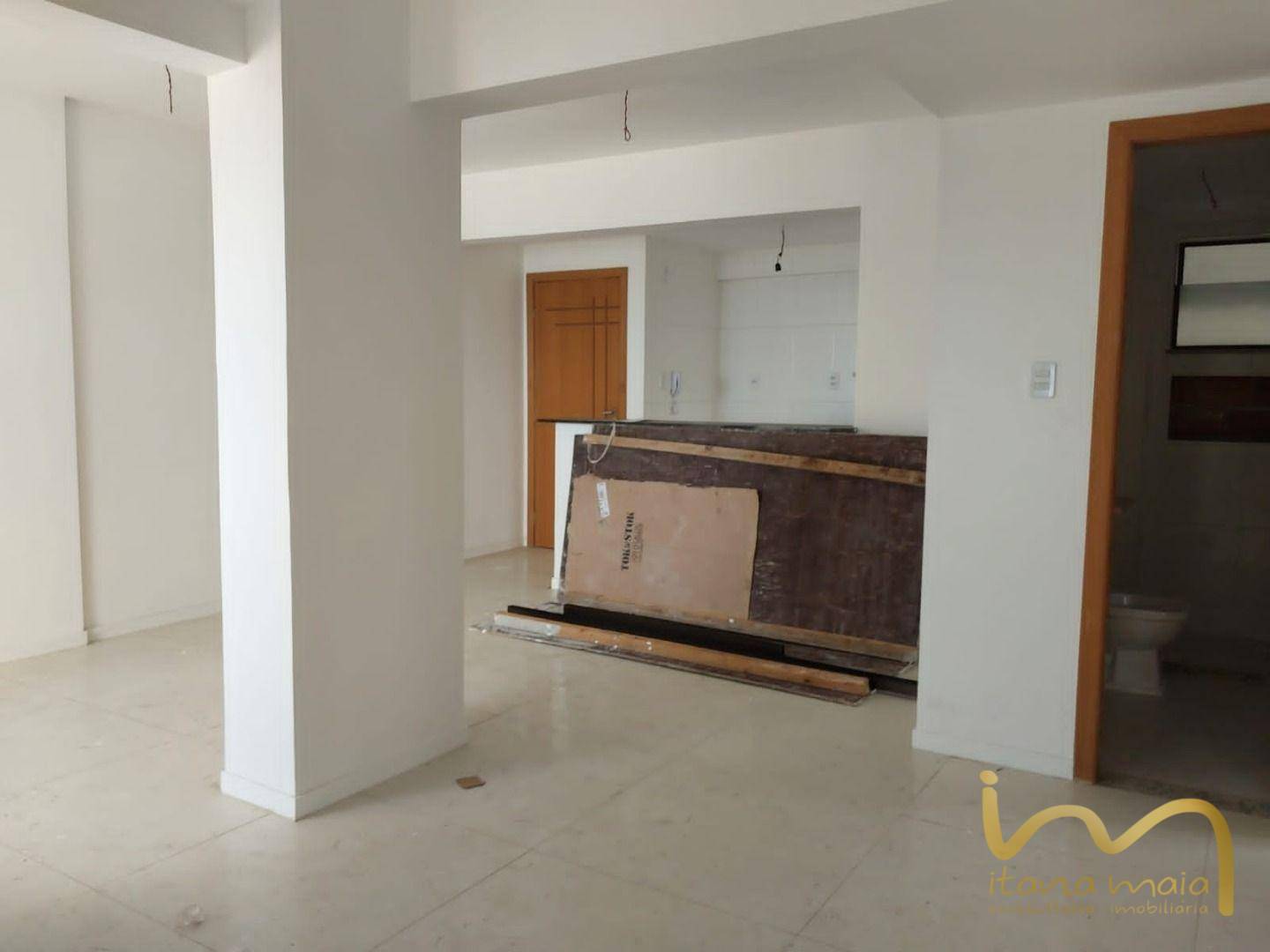 Apartamento à venda com 2 quartos, 76m² - Foto 7