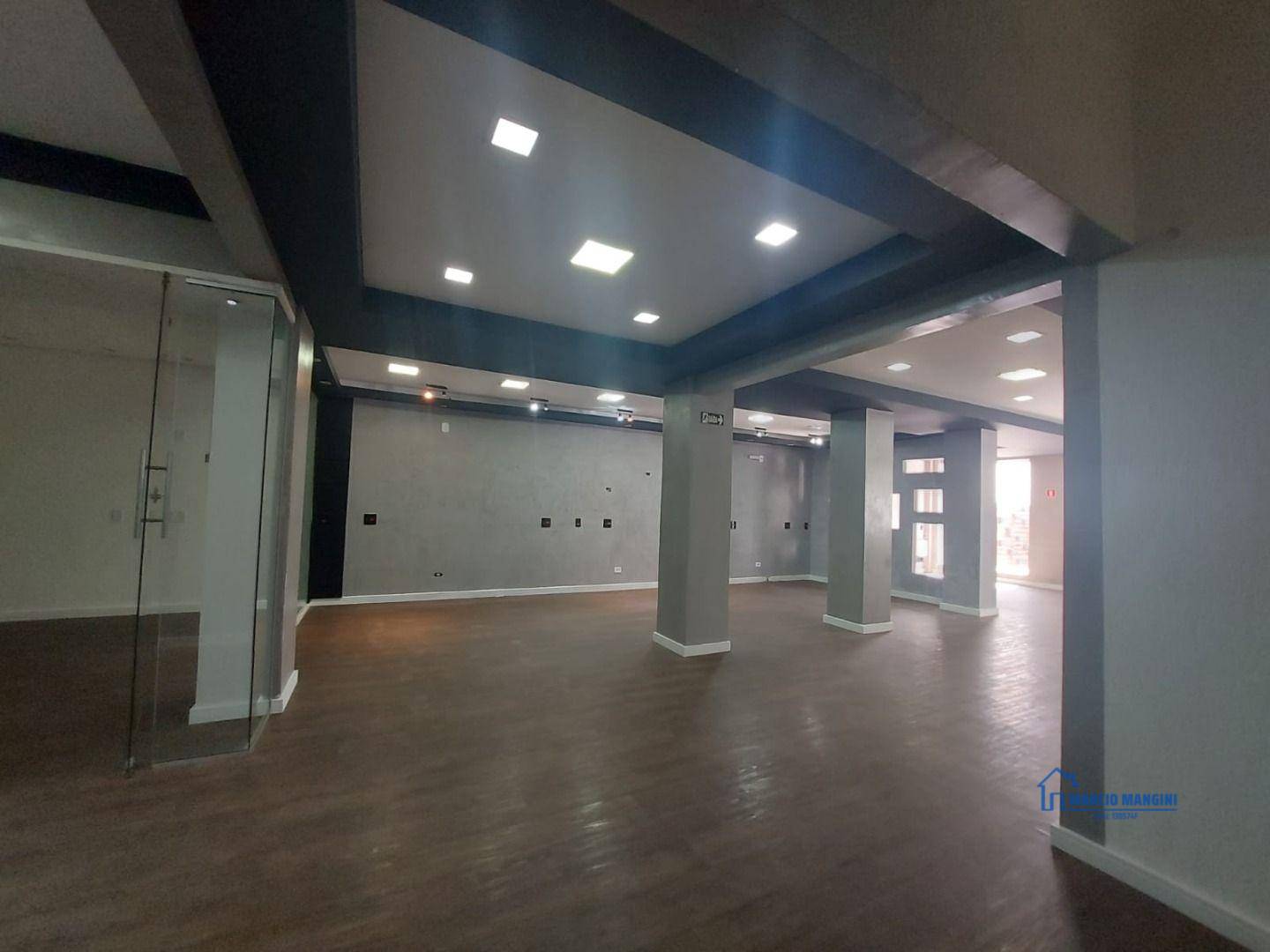 Casa para alugar com 12 quartos, 350m² - Foto 21