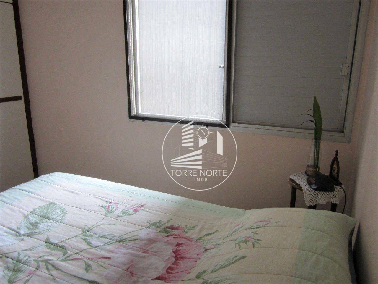 Apartamento à venda com 2 quartos, 70m² - Foto 14