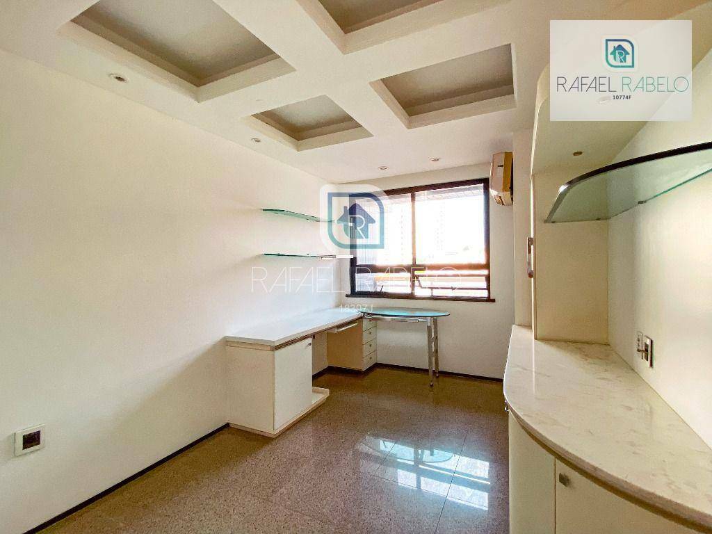 Apartamento à venda com 3 quartos, 233m² - Foto 11