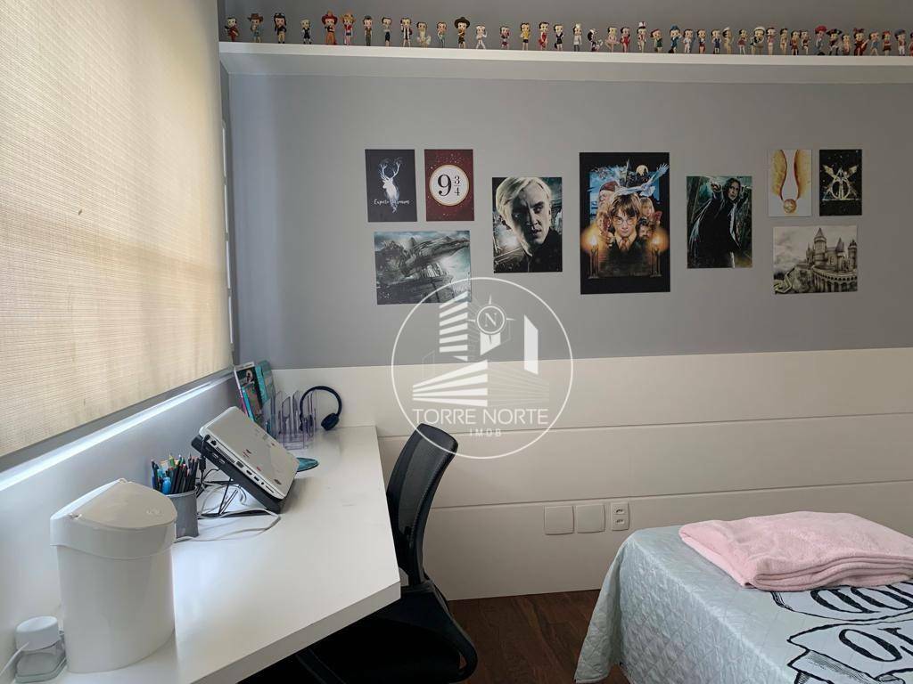 Apartamento à venda com 3 quartos, 177m² - Foto 22