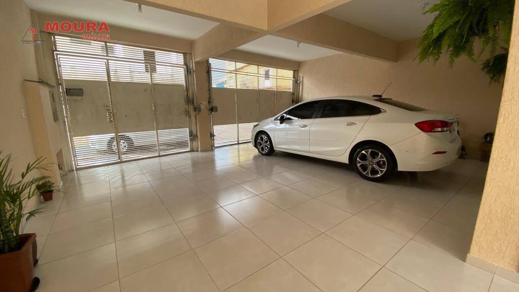 Sobrado à venda com 4 quartos, 550m² - Foto 2