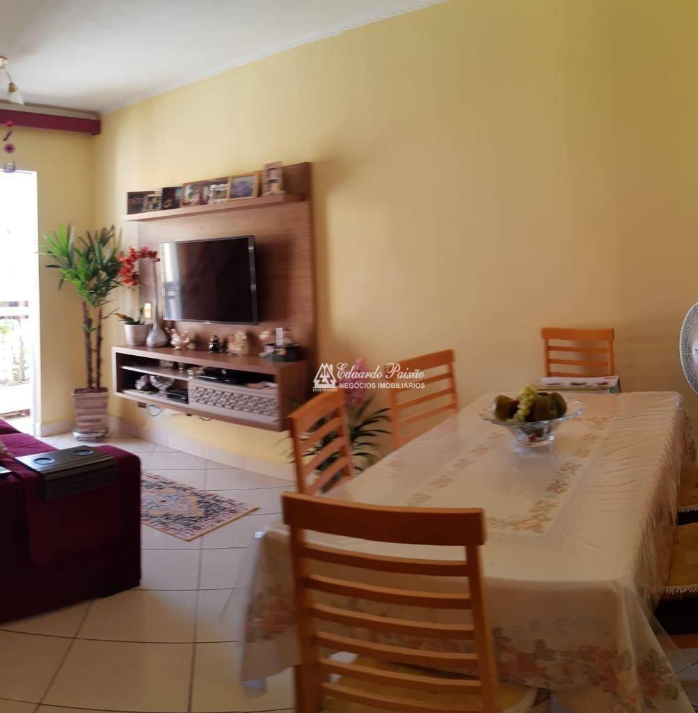 Apartamento à venda com 2 quartos, 60m² - Foto 1