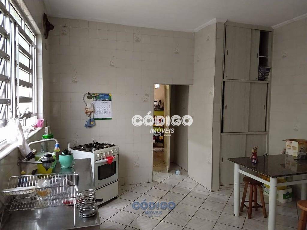 Casa à venda com 2 quartos, 150m² - Foto 8