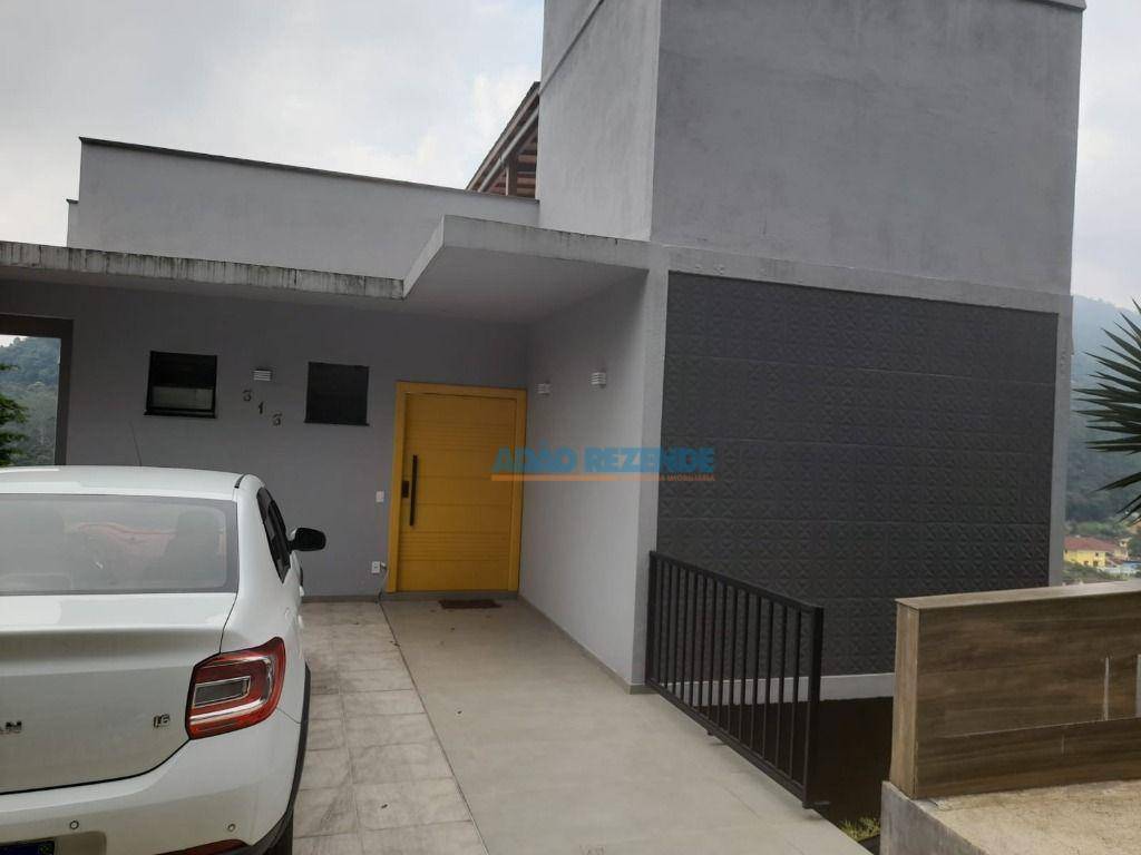 Casa de Condomínio à venda com 4 quartos, 300m² - Foto 38