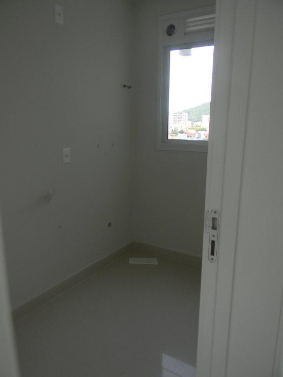 Apartamento à venda com 3 quartos, 136m² - Foto 14