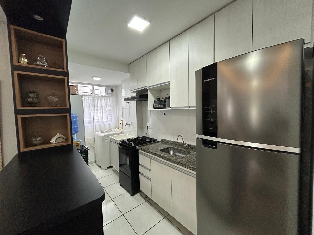 Apartamento à venda com 2 quartos, 55m² - Foto 17