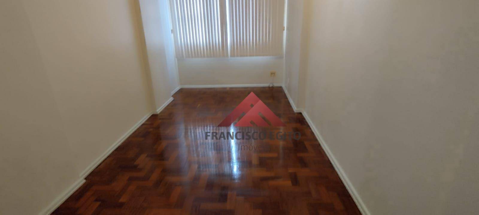 Apartamento à venda com 2 quartos, 70m² - Foto 17