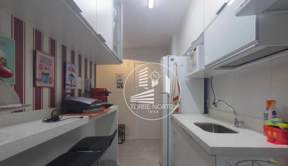 Apartamento à venda com 3 quartos, 92m² - Foto 8