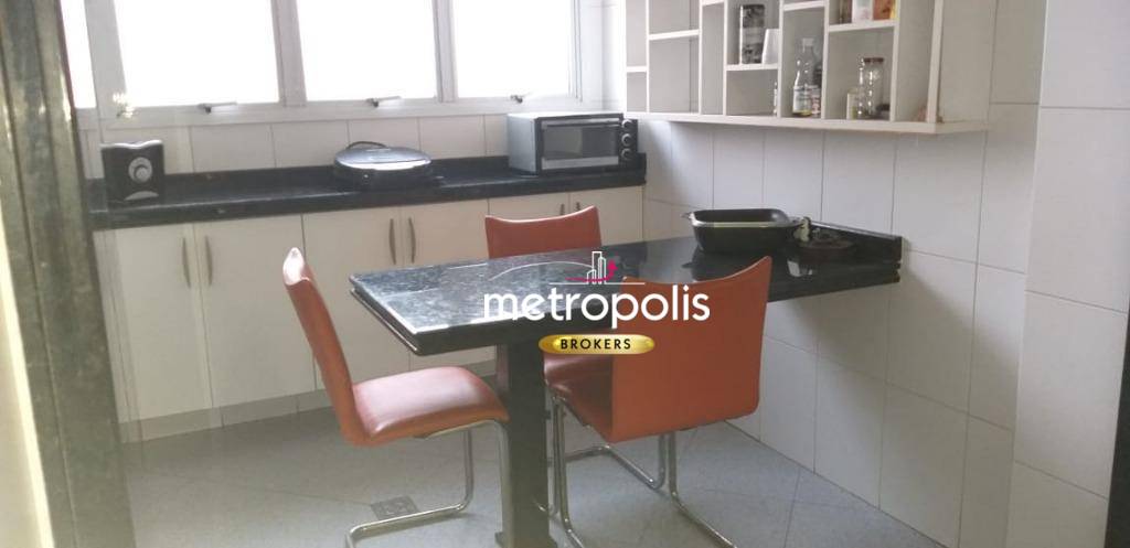 Apartamento à venda com 3 quartos, 168m² - Foto 9