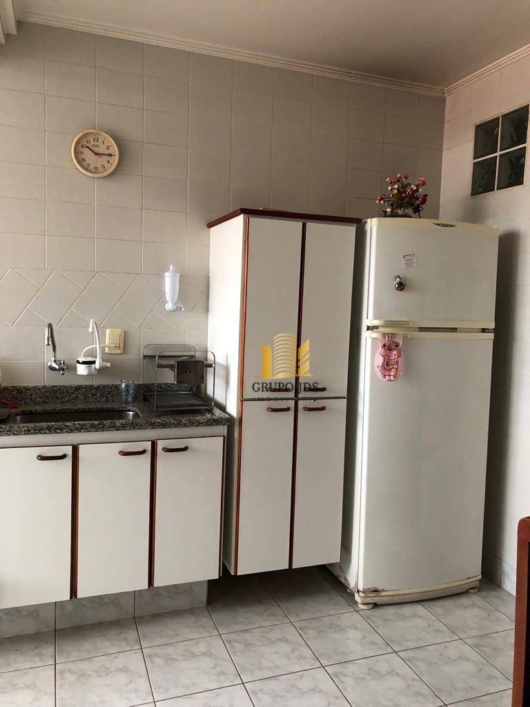 Apartamento à venda com 2 quartos, 79m² - Foto 5