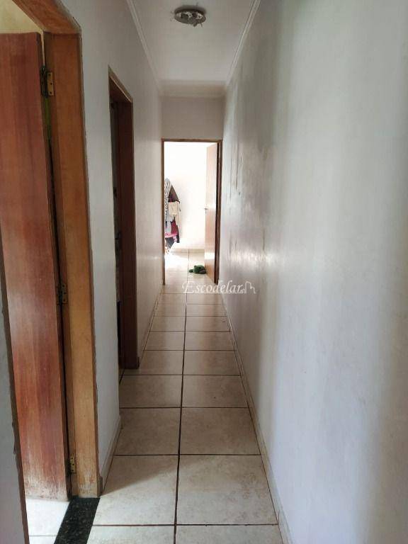 Sobrado à venda com 4 quartos, 100m² - Foto 2
