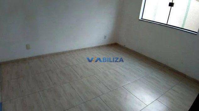 Casa à venda com 4 quartos, 213m² - Foto 4