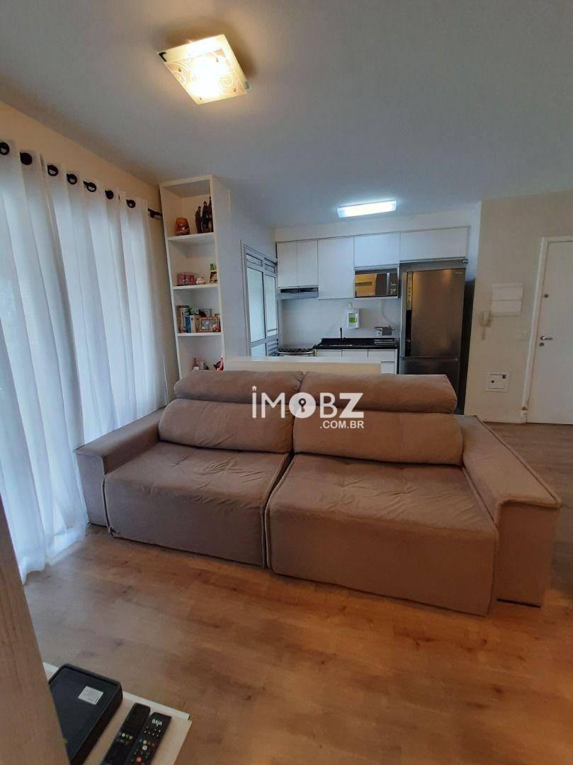 Apartamento à venda com 2 quartos, 69m² - Foto 2