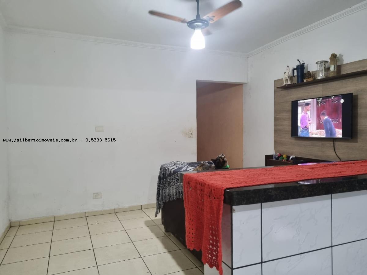 Casa à venda com 3 quartos, 67m² - Foto 6