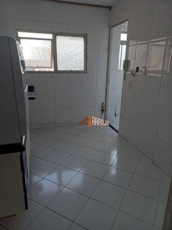 Apartamento à venda com 2 quartos, 56m² - Foto 9