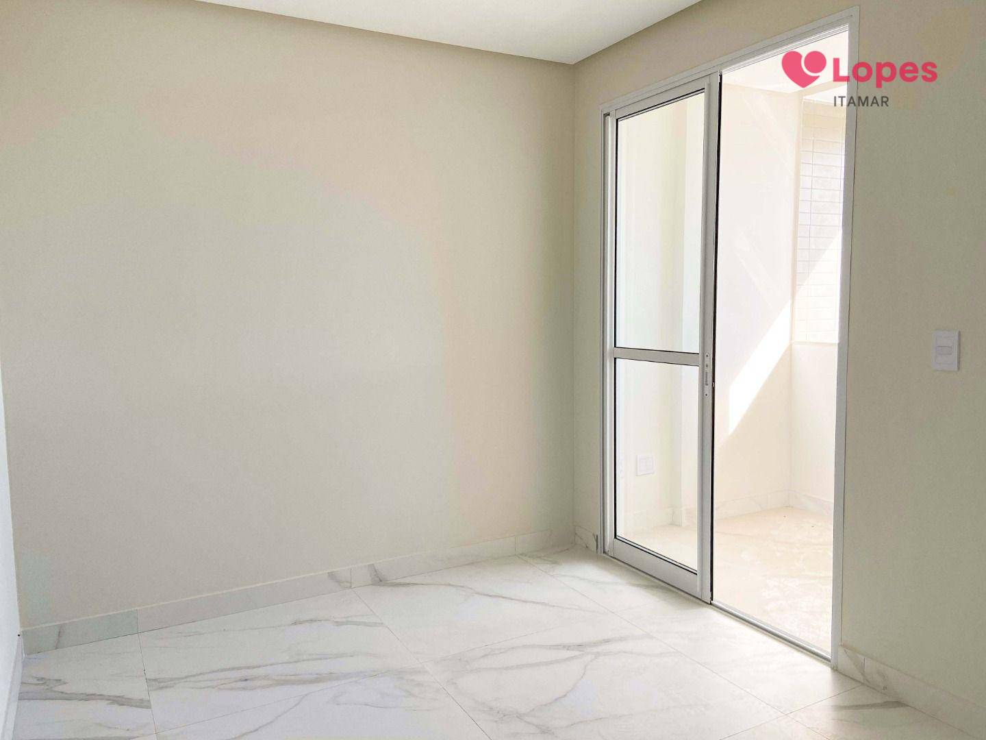 Apartamento à venda com 3 quartos, 115m² - Foto 18