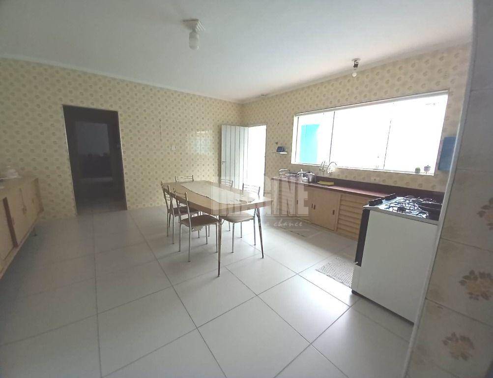 Casa, 3 quartos, 160 m² - Foto 4