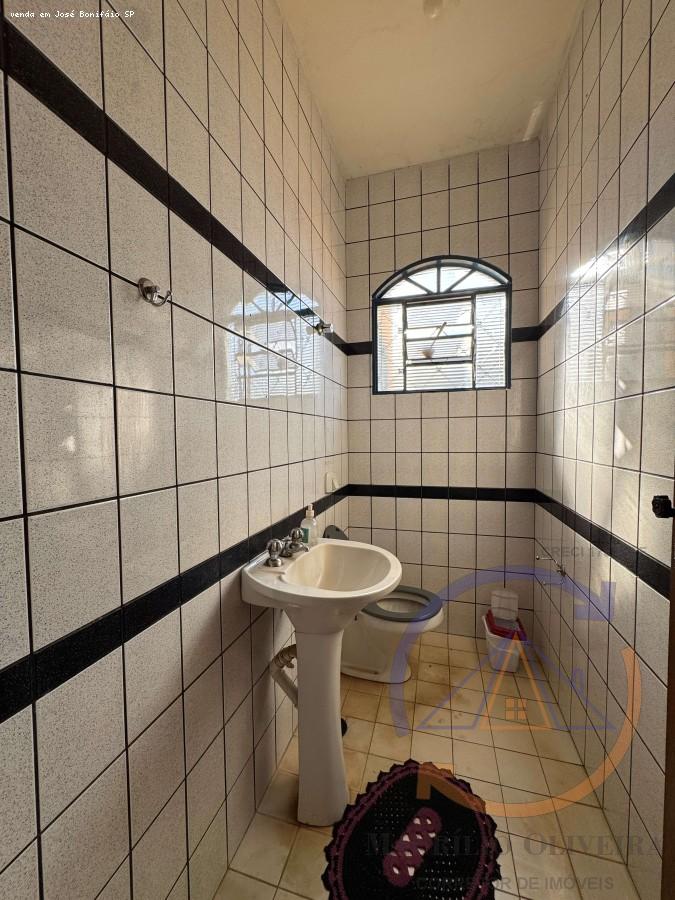 Casa à venda com 3 quartos, 308m² - Foto 18