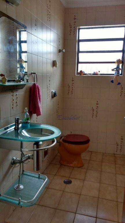 Sobrado à venda com 3 quartos, 200m² - Foto 3