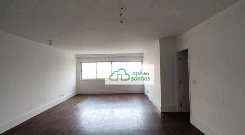 Apartamento para alugar com 3 quartos, 155m² - Foto 5