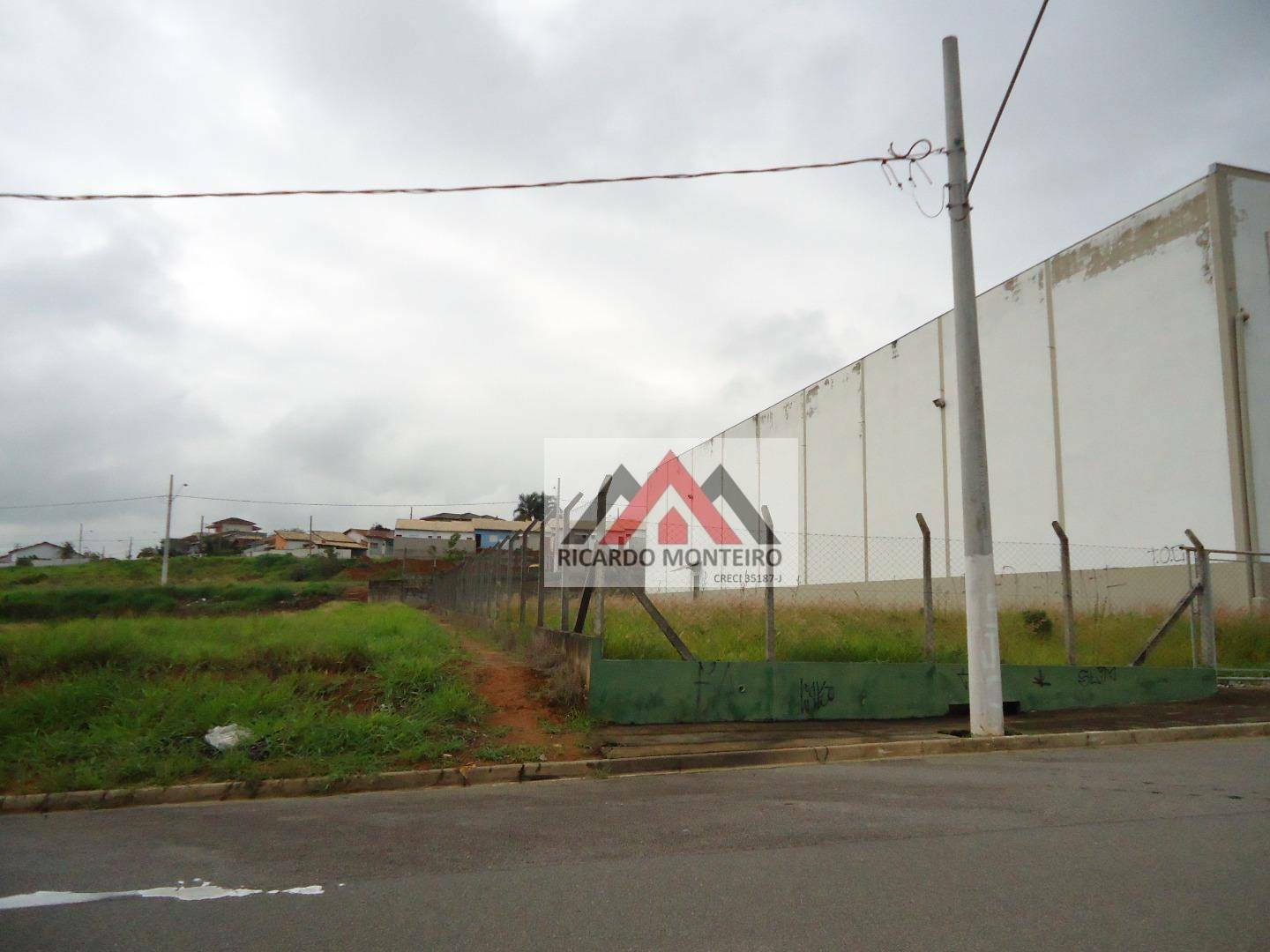 Depósito-Galpão-Armazém para alugar, 1025m² - Foto 6