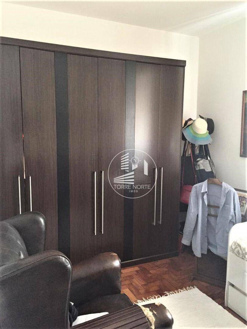 Apartamento à venda com 3 quartos, 96m² - Foto 3