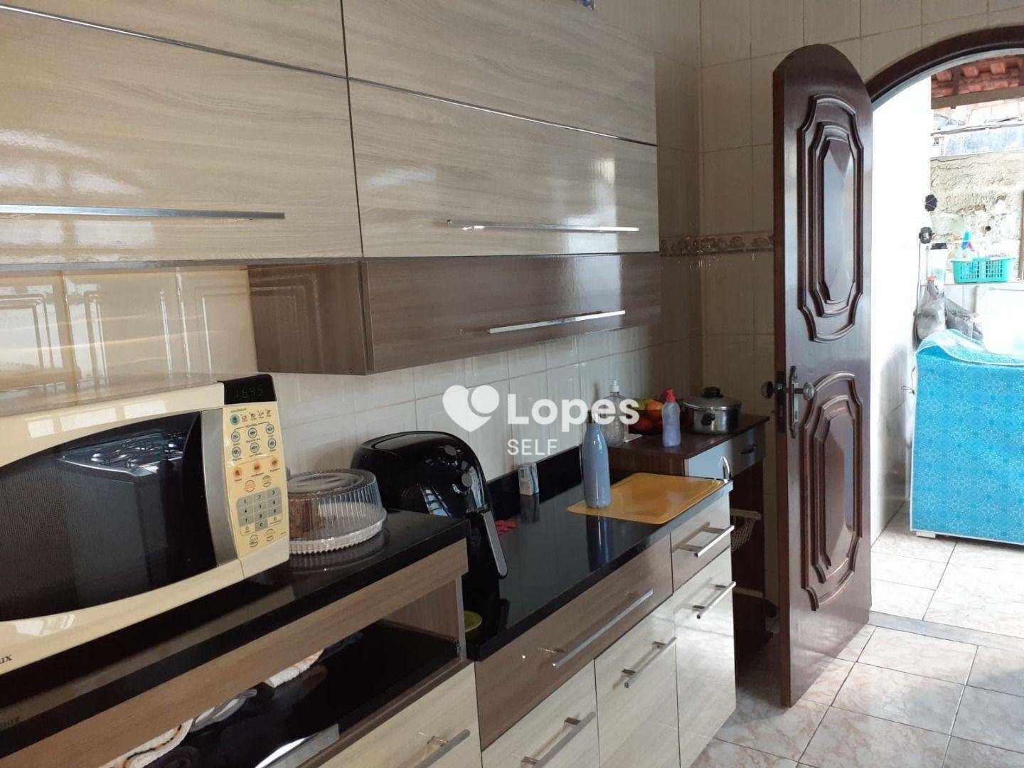 Casa à venda com 2 quartos, 136m² - Foto 13