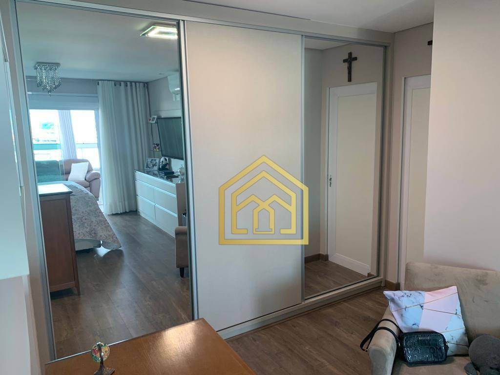 Apartamento à venda com 3 quartos, 150m² - Foto 15