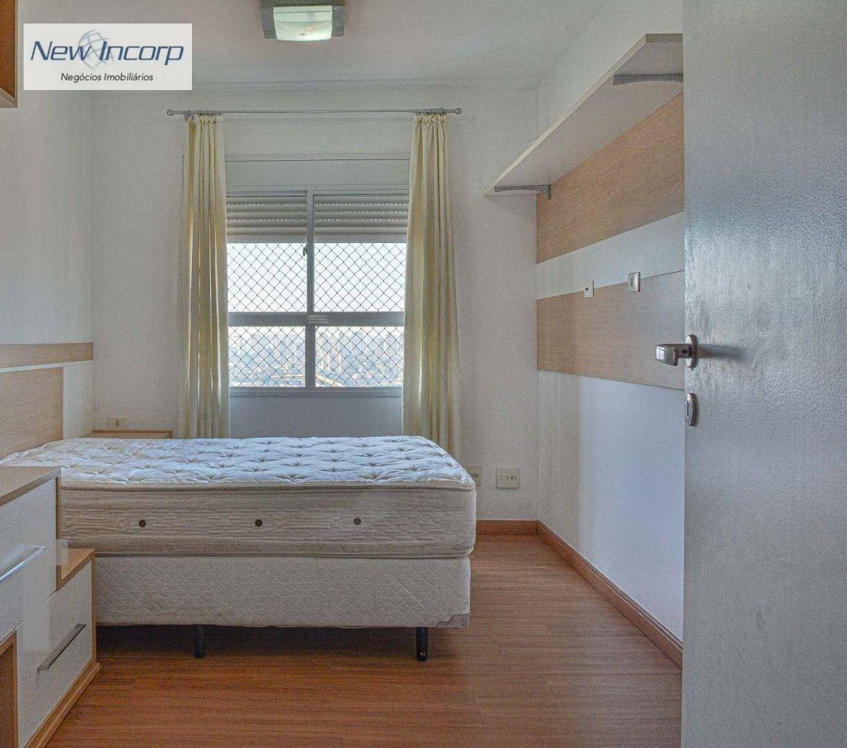 Apartamento à venda com 3 quartos, 237m² - Foto 35