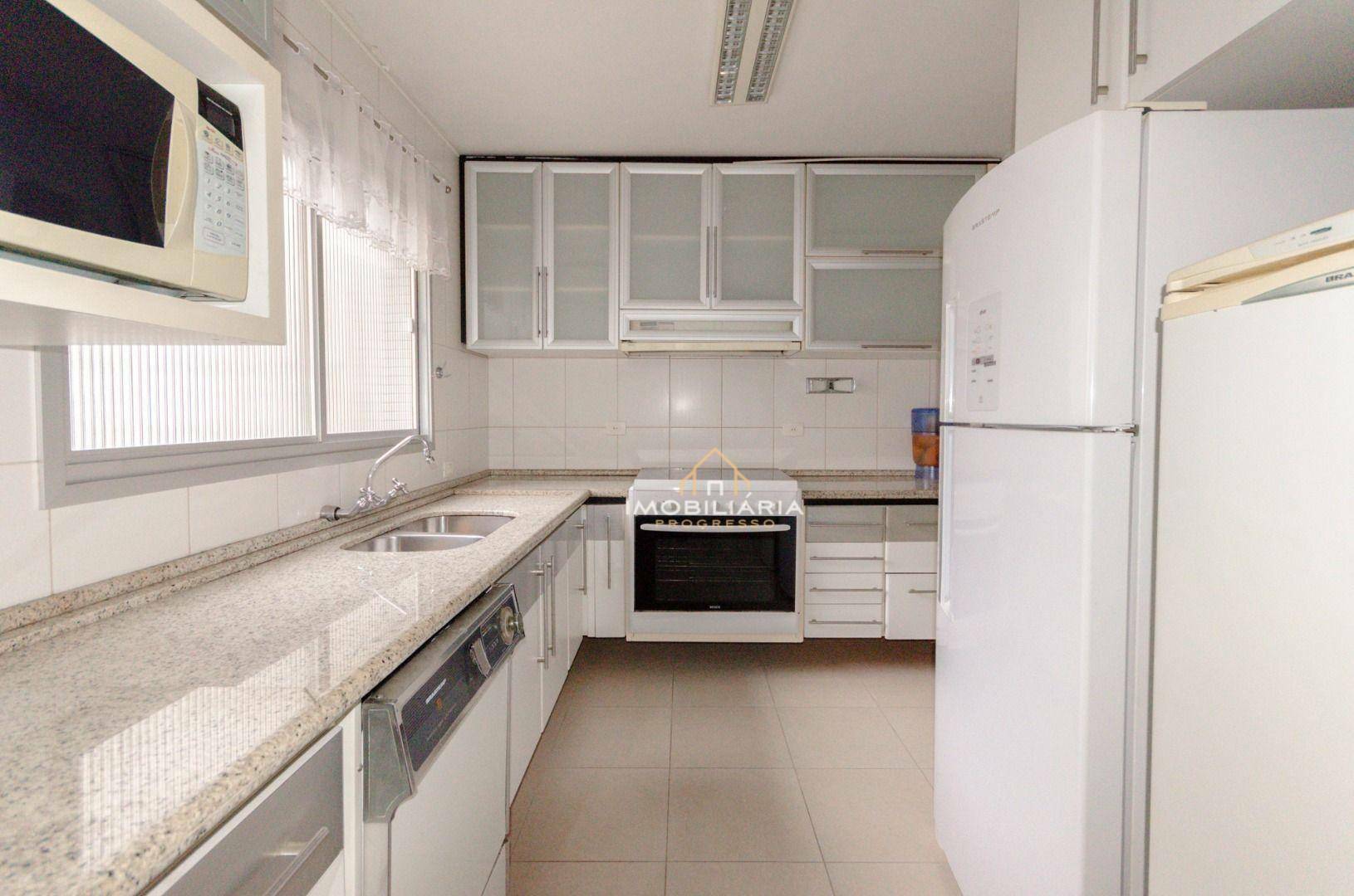 Apartamento à venda com 3 quartos, 161m² - Foto 15