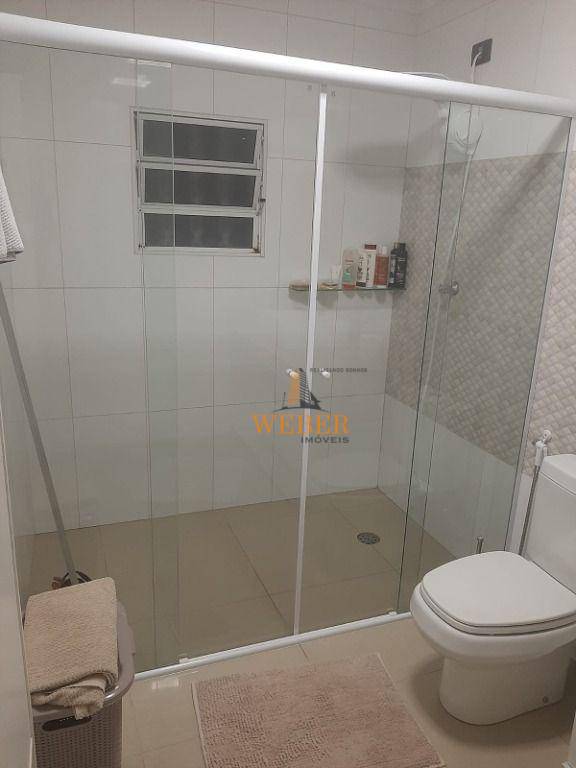 Casa à venda com 3 quartos, 400m² - Foto 6