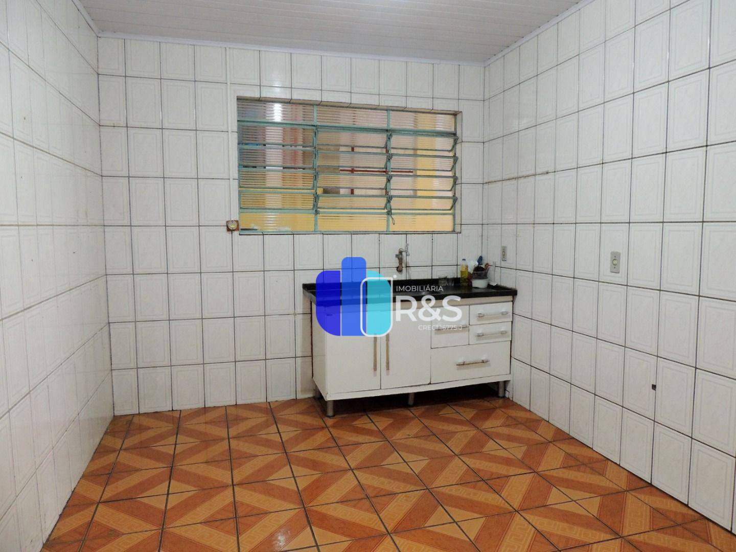 Casa à venda com 3 quartos, 162m² - Foto 2