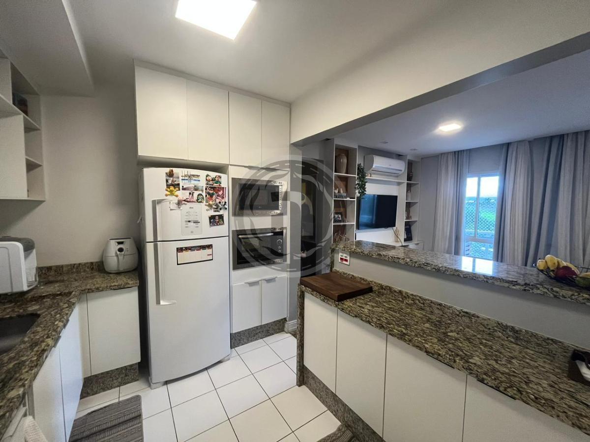 Apartamento à venda com 3 quartos, 90m² - Foto 4