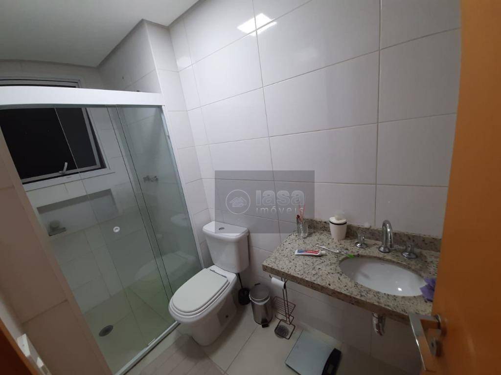 Apartamento à venda com 2 quartos, 78m² - Foto 11