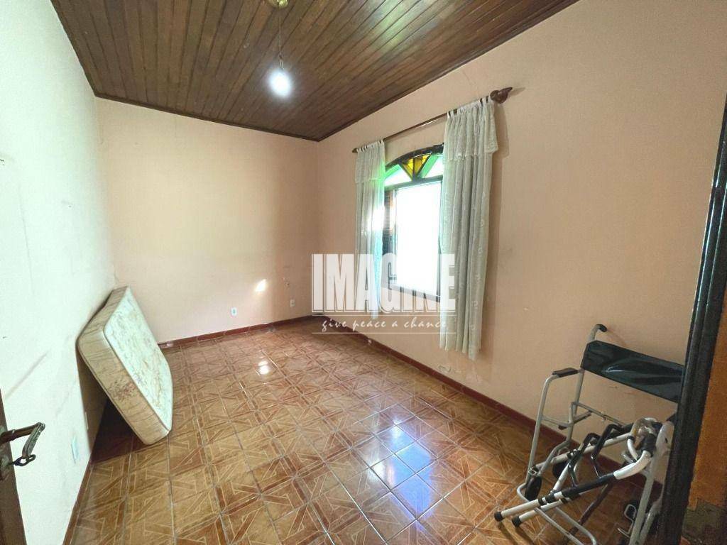 Casa à venda com 2 quartos, 120m² - Foto 5