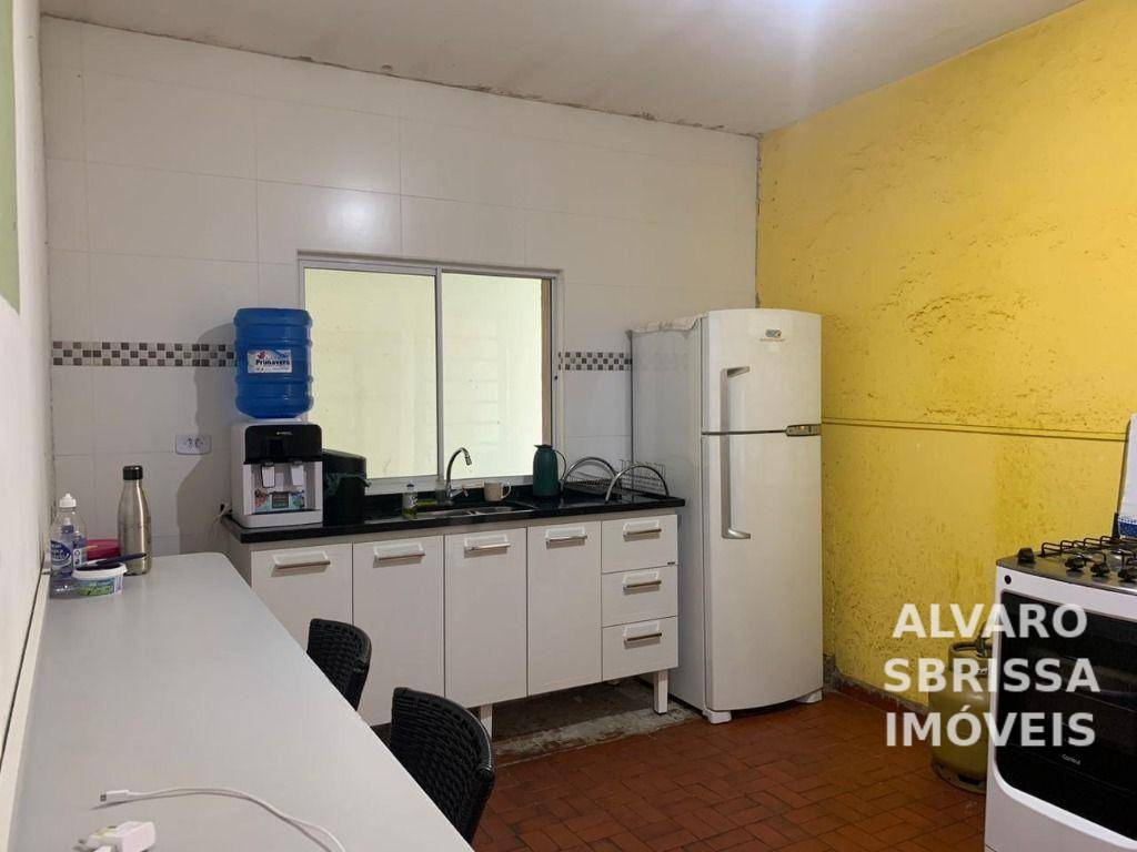 Casa à venda com 3 quartos, 156m² - Foto 14