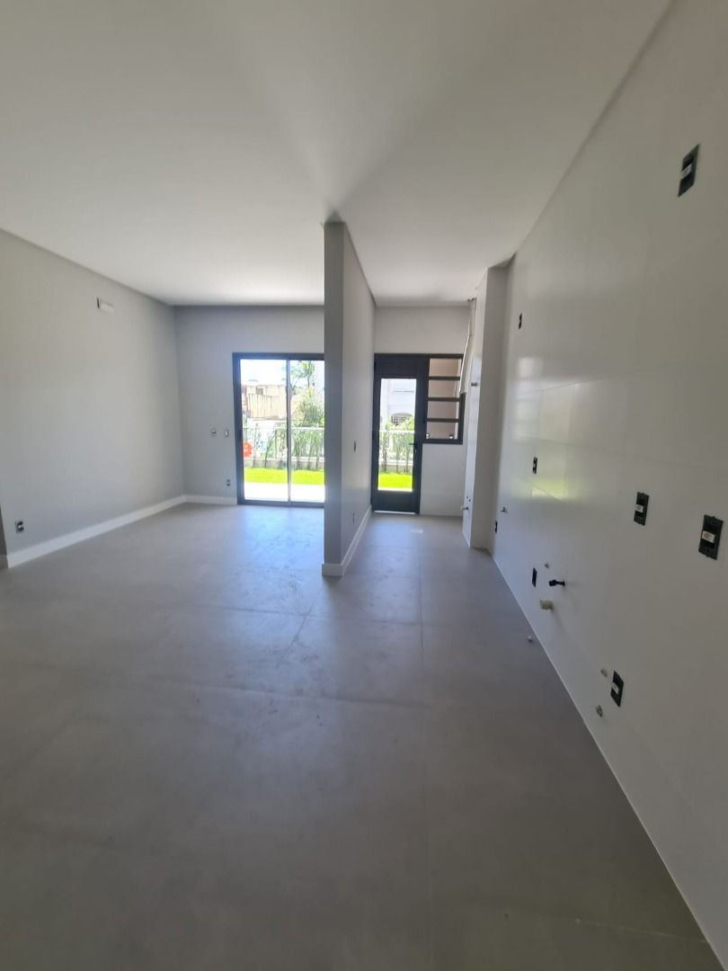 Apartamento à venda com 2 quartos, 69m² - Foto 5