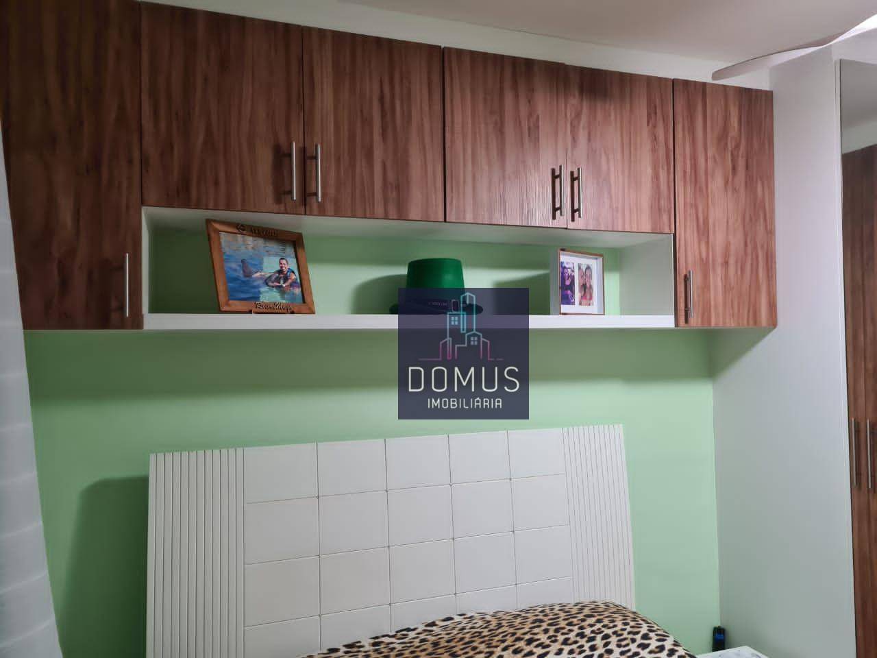 Apartamento à venda com 2 quartos, 60m² - Foto 7