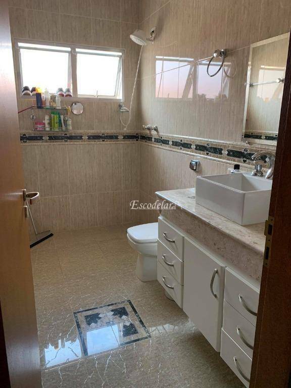 Sobrado à venda com 4 quartos, 300m² - Foto 10