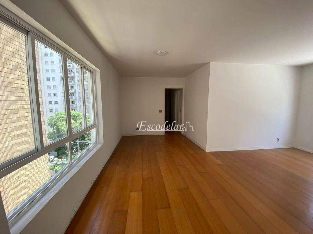 Apartamento para alugar com 3 quartos, 157m² - Foto 3