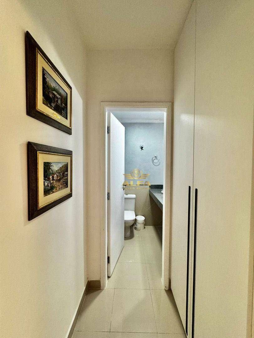 Apartamento à venda com 3 quartos, 185m² - Foto 8