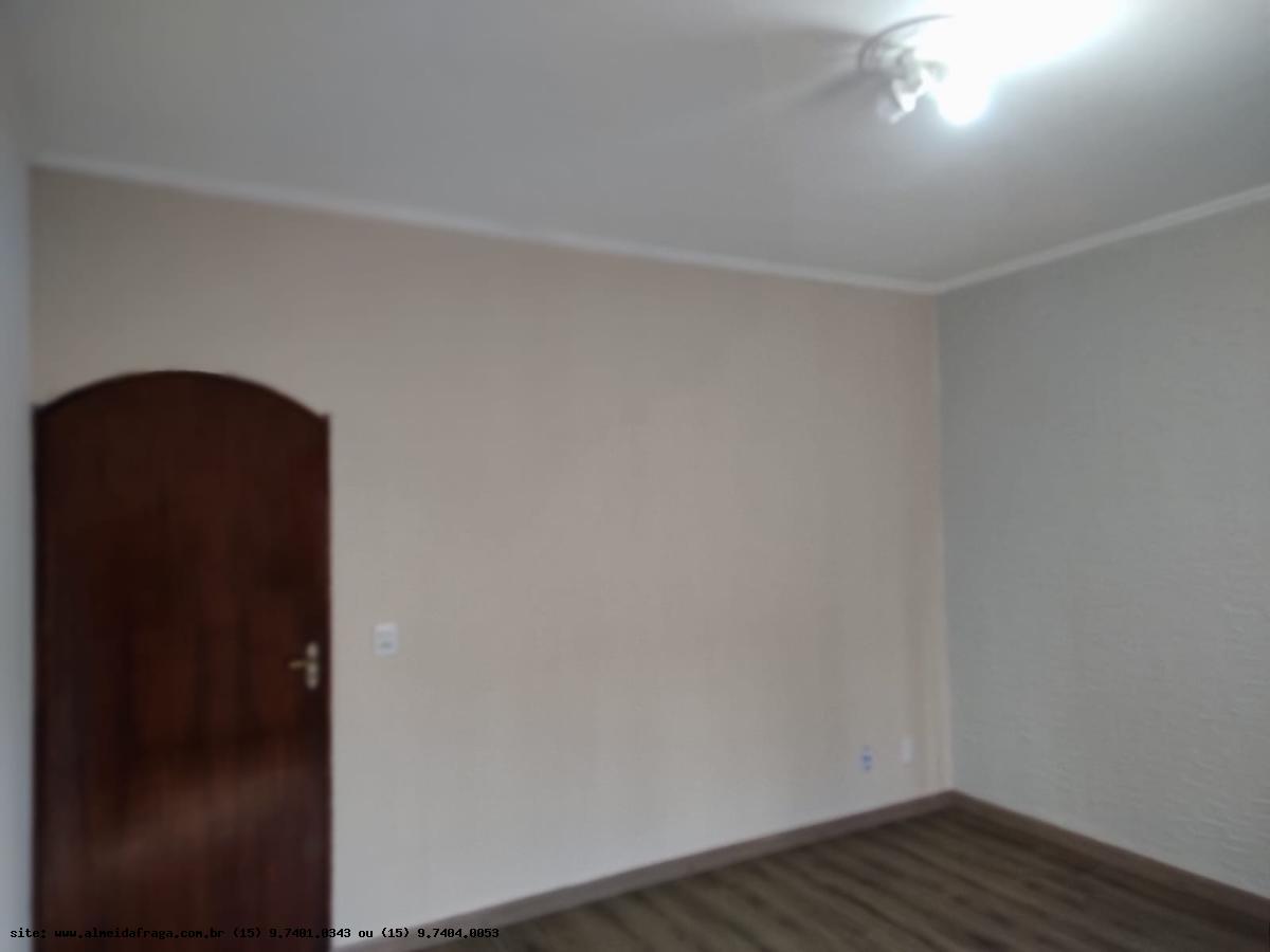 Casa à venda com 3 quartos, 200m² - Foto 29