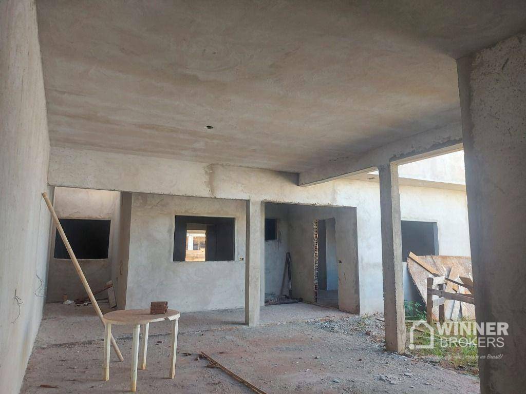 Casa à venda com 4 quartos, 209m² - Foto 17