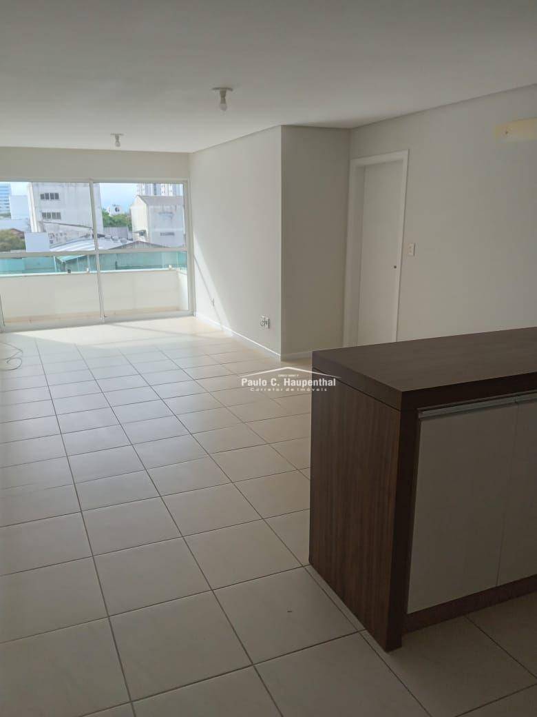 Apartamento à venda com 2 quartos, 100m² - Foto 19