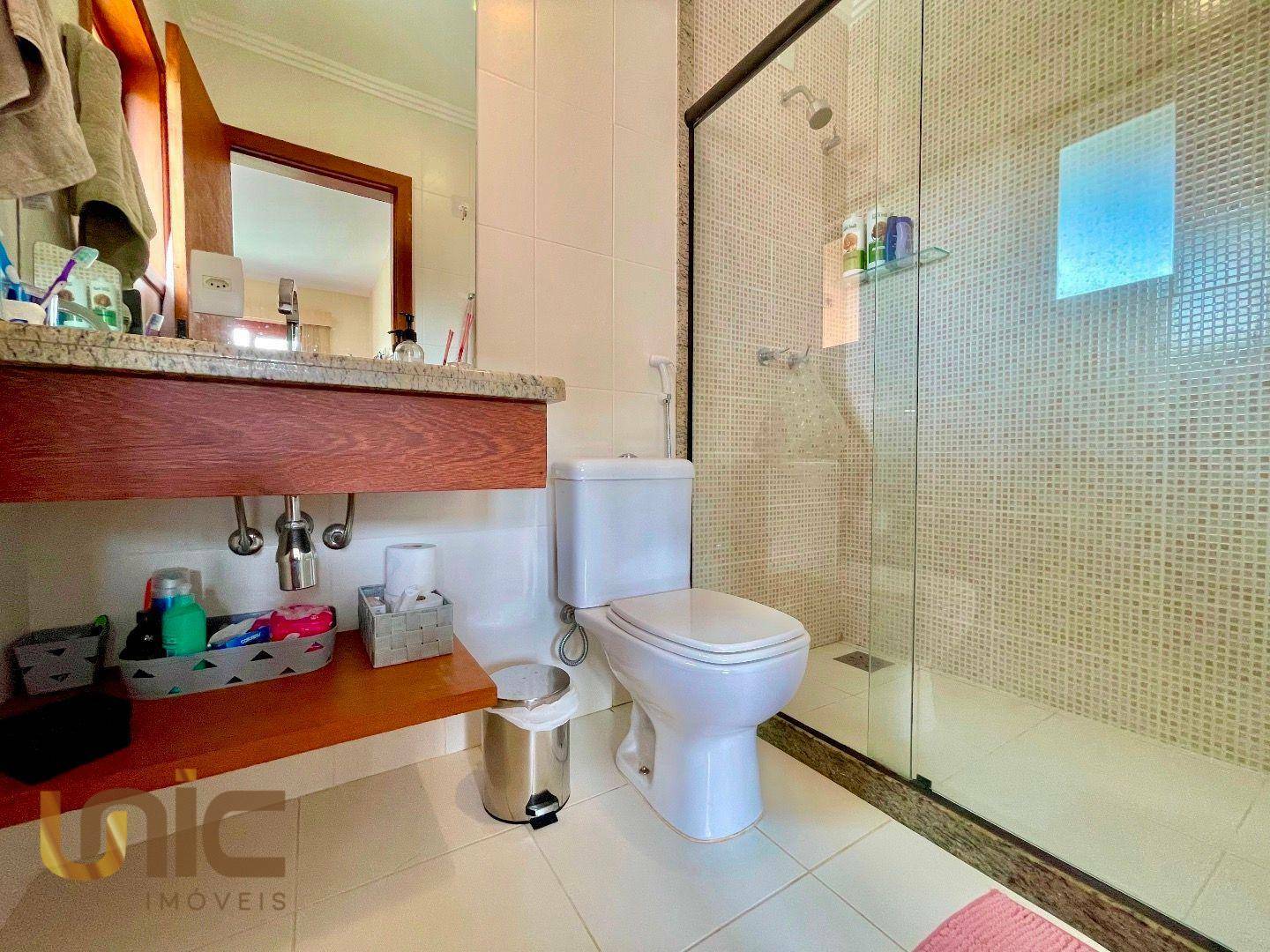 Casa de Condomínio à venda com 3 quartos, 220m² - Foto 36