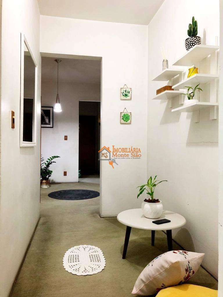 Apartamento à venda com 2 quartos, 61m² - Foto 4